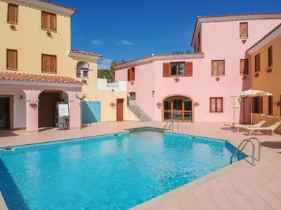 Piscina di Idyllic Residence Cala Viola T6 2 BedApt sleeps 6 o nelle vicinanze