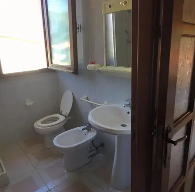 Bagno di Appartamento a pochi passi dal mare
