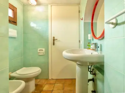 Bagno di Apartment 4 beds in Residence in Golfo Aranci just 150 mt from the sea