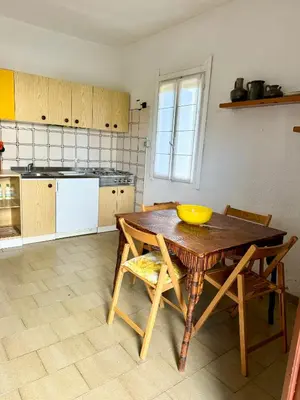 Cucina o angolo cottura di Bilocale a 300mt dalla spiaggia La Cinta