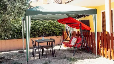 Patio o area all'aperto di Ulivo al mare, Olbia, Murta Maria