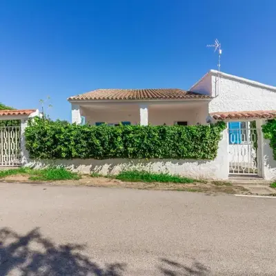GuestHost Peaceful stay in Berchiddeddu with garden