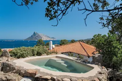Paesaggio naturale nelle vicinanze della villa
