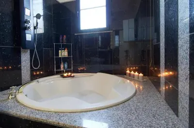 Bagno di Villa with Terrace overlooking the Sea