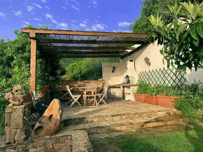 Giardino di Villa with Terrace overlooking the Sea