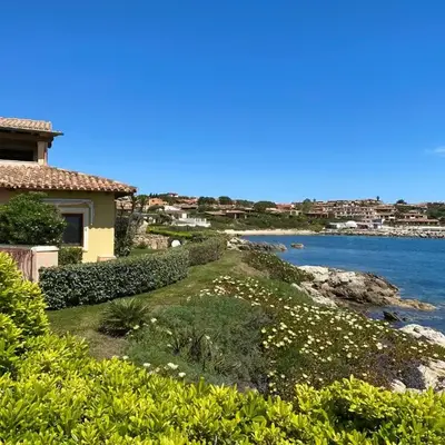 Luxury apartment Ginepro sea view with common swimming pool just 50 mt from the beach