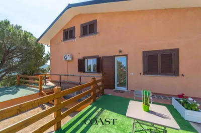 Balcone o terrazza di Olbia Country Retreat- AC, WiFi, Doccia esterna