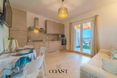 Cucina o angolo cottura di Olbia Country Retreat- AC, WiFi, Doccia esterna