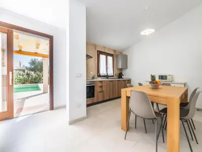 Cucina o angolo cottura di San Teodoro Holiday Stay for 6