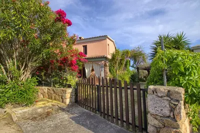 Giardino di 5 minutes to the sea - Villetta Mediterranea