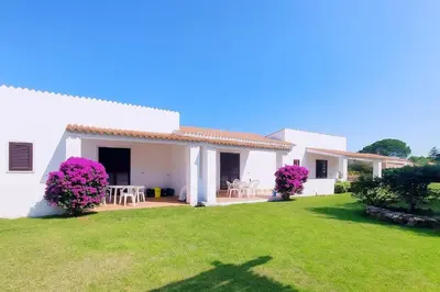 Giardino di Carasau 200m from the Beach - Garden - BBQ - Wi-Fi - Parking - Pet Friendly