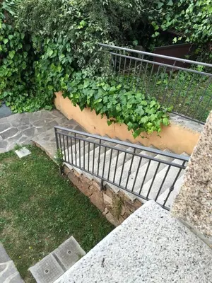Giardino di Casa Pamela - Villa con piscina - San Teodoro
