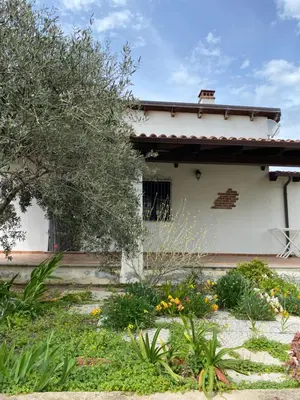 Giardino di Casa Corofulu Oliena - IUN P2139