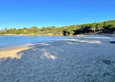 Paesaggio naturale nelle vicinanze della villa