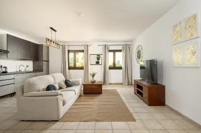 Cucina o angolo cottura di Zoe Apartment by Hotel Moderno