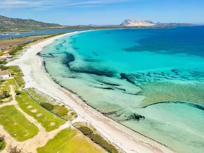 Paesaggio naturale nelle vicinanze della villa