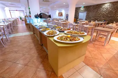 Cibo presso l'hotel o nelle vicinanze