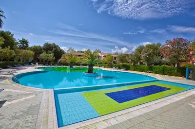 Piscina di Anfiteatro di Ottiolu o nelle vicinanze