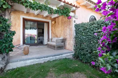 Giardino di Casa di Barbara al Mare by Wonderful Italy