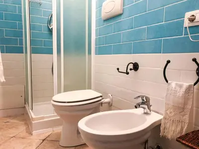 Bagno di CAMERA ECONOMY Piano Strada, Sas Tilibbas , Ammentos