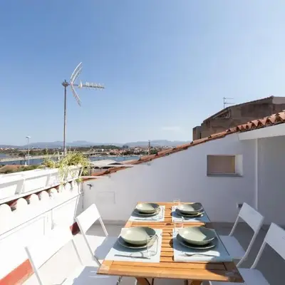 Romantic Apartment with Terrace by Wonderful Italy