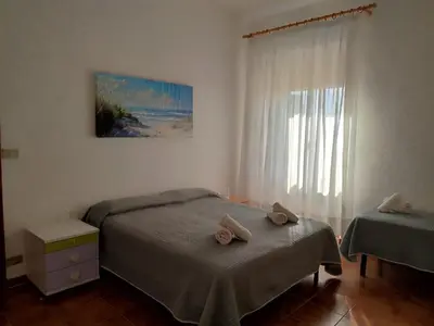 Letto o letti in una camera di Family & Friends - First floor - South West wing - Fully equipped with view - 15 minutes drive by car to the seaside