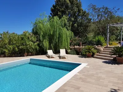 Piscina di Villa Petra e Survas in La Caletta Countryside o nelle vicinanze