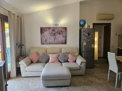 Area soggiorno di FabHouse Olbia