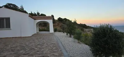 Paesaggio naturale nelle vicinanze della villa