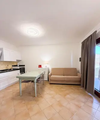 Cucina o angolo cottura di Two-room apartment in the heart of Golfo Aranci