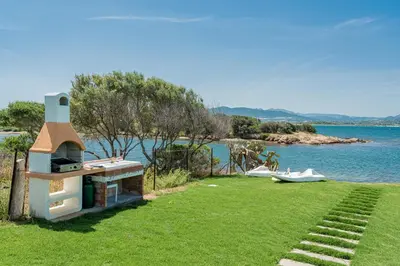 Paesaggio naturale nelle vicinanze della casa vacanze