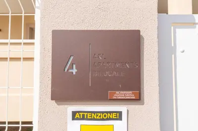 Certificato, attestato, insegna o altro documento esposto da Brorent A & L apartment B
