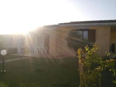 Giardino di Holiday Home mit Wasserblick by Interhome