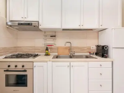 Cucina o angolo cottura di Apartment Sehr zentral in Olbia by Interhome