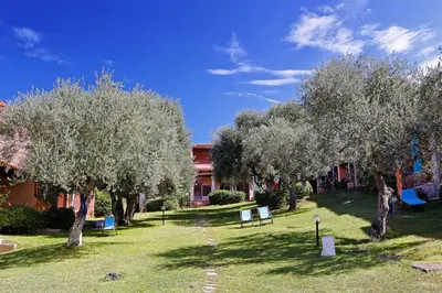 Giardino di Residence in San Teodoro just 850 mt from the beach