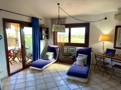 Area soggiorno di Costa Blue Holiday Home