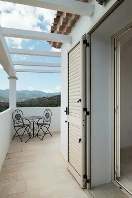 Paesaggio naturale nelle vicinanze della villa
