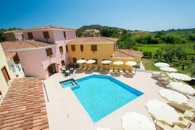 Piscina di Idyllic Residenza Cala Viola Studio sleep 2 person o nelle vicinanze