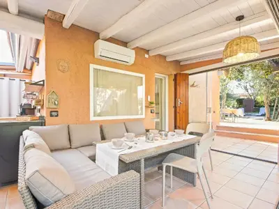 Area soggiorno di Holiday Home La Quercia by Interhome