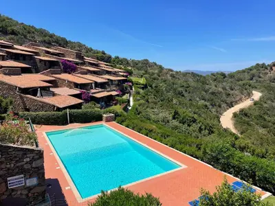 Piscina di Apartment Blue Dawn- Eindrucksvolle Meersicht Coda Cavallo by Interhome o nelle vicinanze