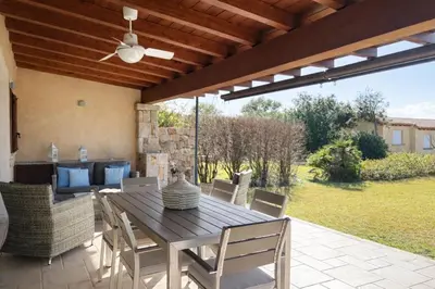 Patio o area all'aperto di Villa Baia Salinedda