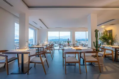 Planimetria di Hotel with swimming pool in Olbia