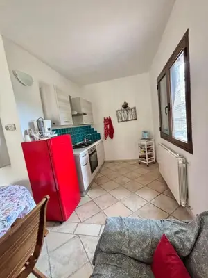 Cucina o angolo cottura di ISS Travel, Apartment Euro in San Teodoro, groundfloor, 2 bedrooms, 6 beds, with air conditioning