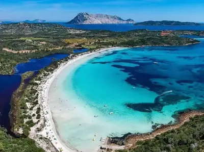 Paesaggio naturale nelle vicinanze della casa vacanze