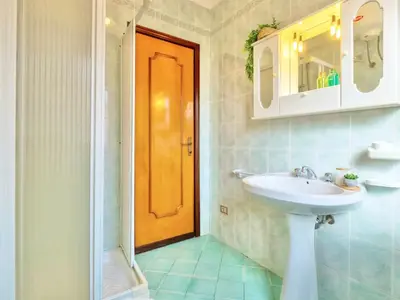 Bagno di Apartment 5 beds in Marinella just 300 mt from the sea