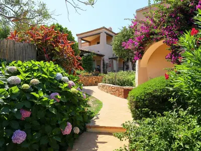 Giardino di Holiday Home Erica 21 - Vista Village by Interhome