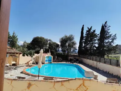 Piscina di Villa Su Navru o nelle vicinanze