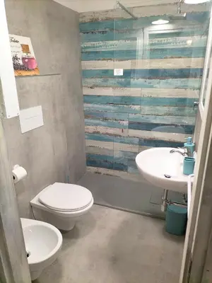 Bagno di BUDONI MARE, Parcheggio e WIFI gratis