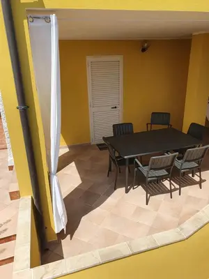 Patio o area all'aperto di Yellowhouse