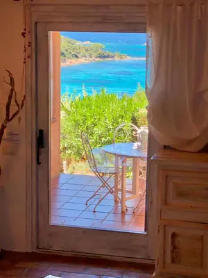 Paesaggio naturale nelle vicinanze della casa vacanze